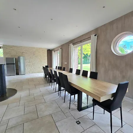 De Luxe, Piscine Chauffée&nature Villa Vitrai-Sous-Laigle