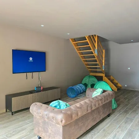 De Luxe, Piscine Chauffée&nature * Vitrai-Sous-Laigle