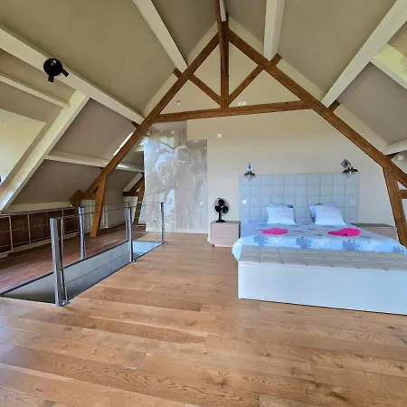 De Luxe, Piscine Chauffée&nature *