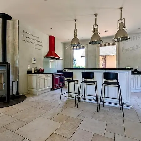 De Luxe, Piscine Chauffée&nature Vitrai-Sous-Laigle