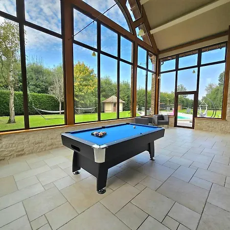 De Luxe, Piscine Chauffée&nature Villa *