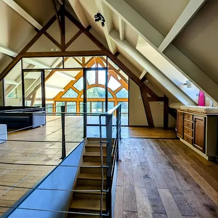 De Luxe, Piscine Chauffée&nature Villa Vitrai-Sous-Laigle