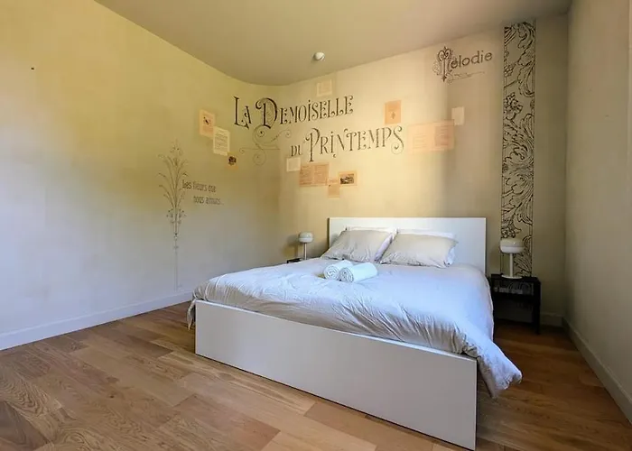 De Luxe, Piscine Chauffee & Nature