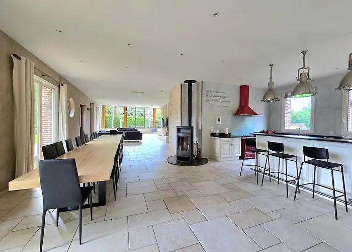 Villa De Luxe, Piscine Chauffee & Nature *