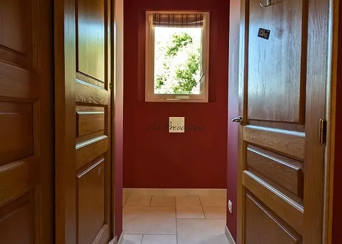 De Luxe, Piscine Chauffee & Nature Vitrai-Sous-Laigle