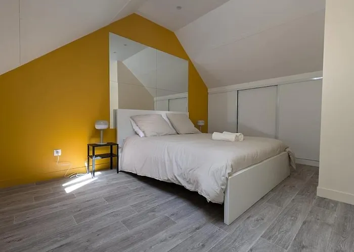 De Luxe, Piscine Chauffee & Nature Villa