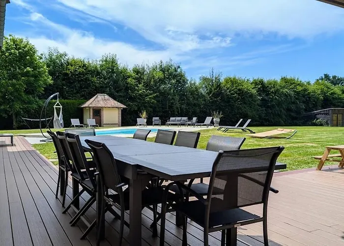 De Luxe, Piscine Chauffee & Nature Villa Vitrai-Sous-Laigle