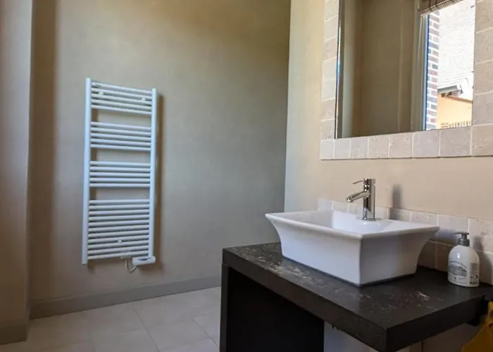 De Luxe, Piscine Chauffee & Nature *