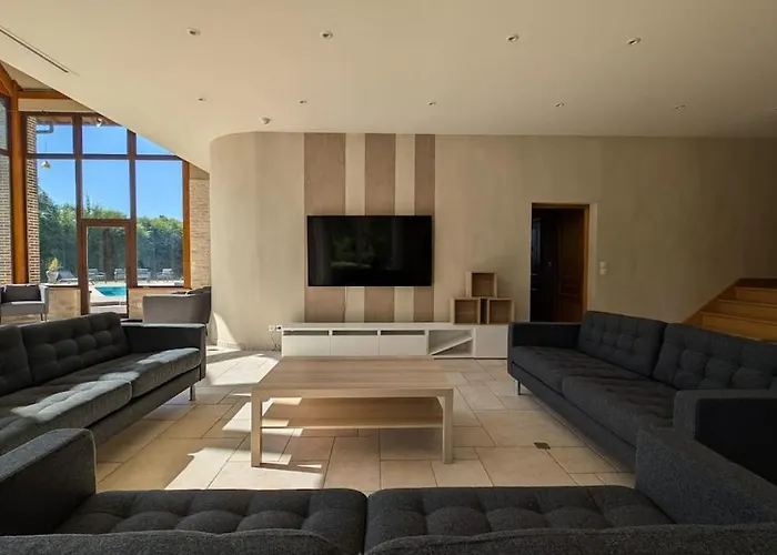 De Luxe, Piscine Chauffee & Nature Villa Vitrai-Sous-Laigle