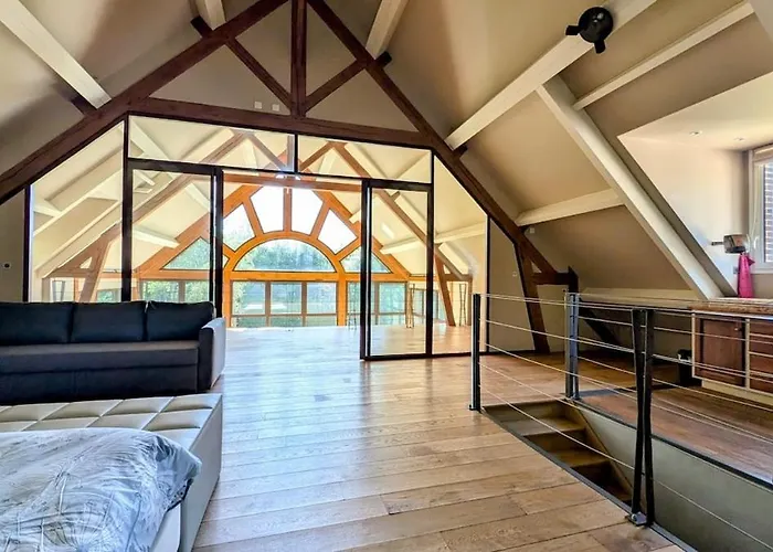 De Luxe, Piscine Chauffee & Nature * Vitrai-Sous-Laigle