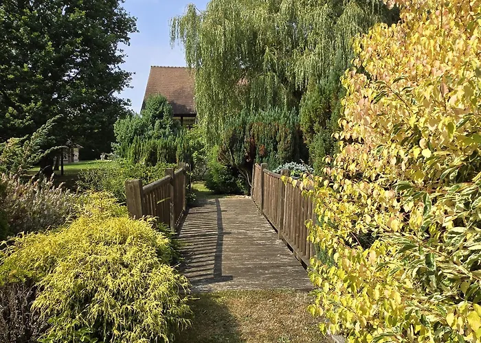 De Luxe, Piscine Chauffee & Nature Villa